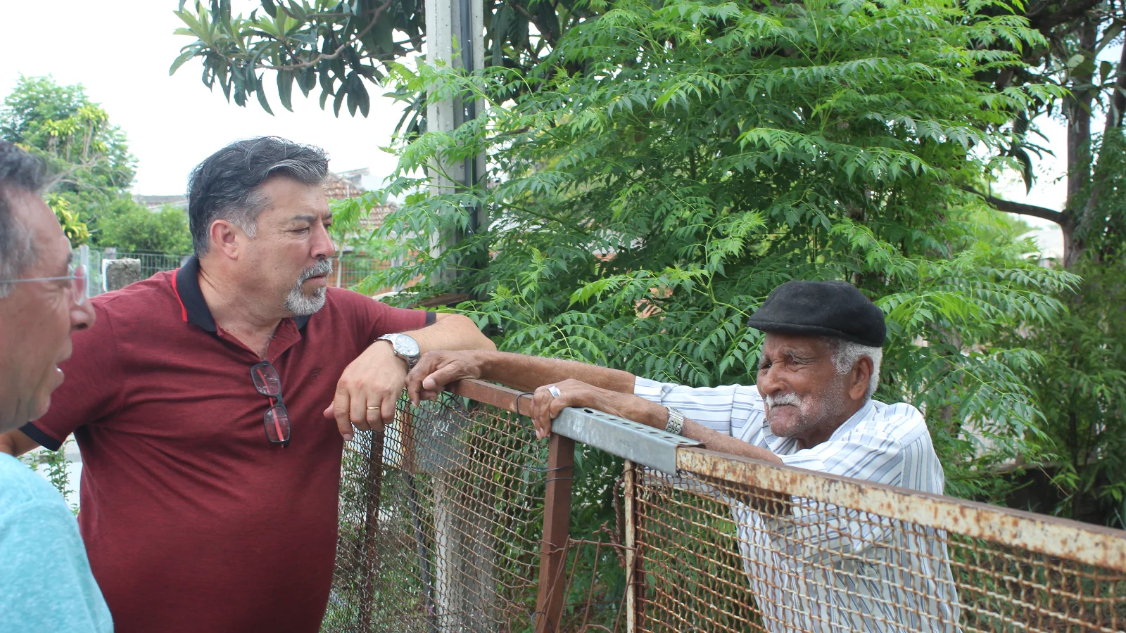 Capa de Valdir Oliveira