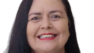 Capa de Rosiane Prado 