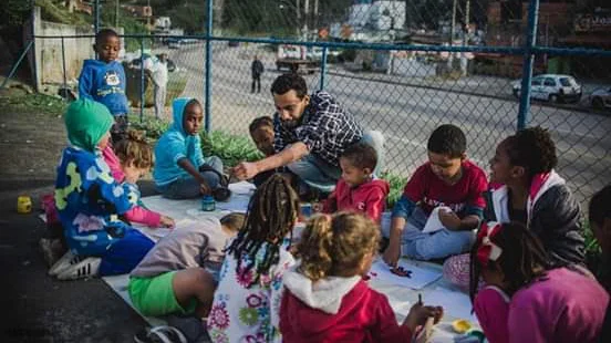 Capa de Victor do Ponto de Luz