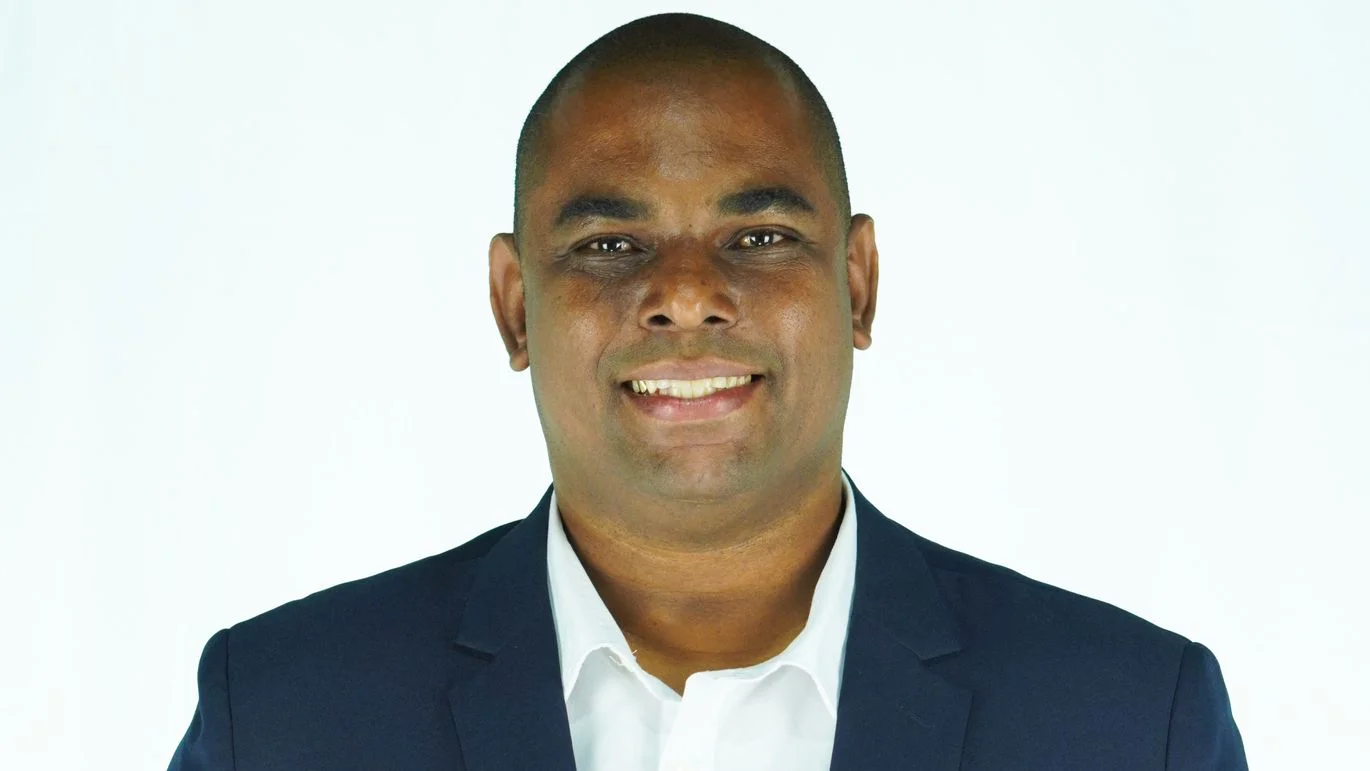 Capa de Professor Gilmar Carneiro 